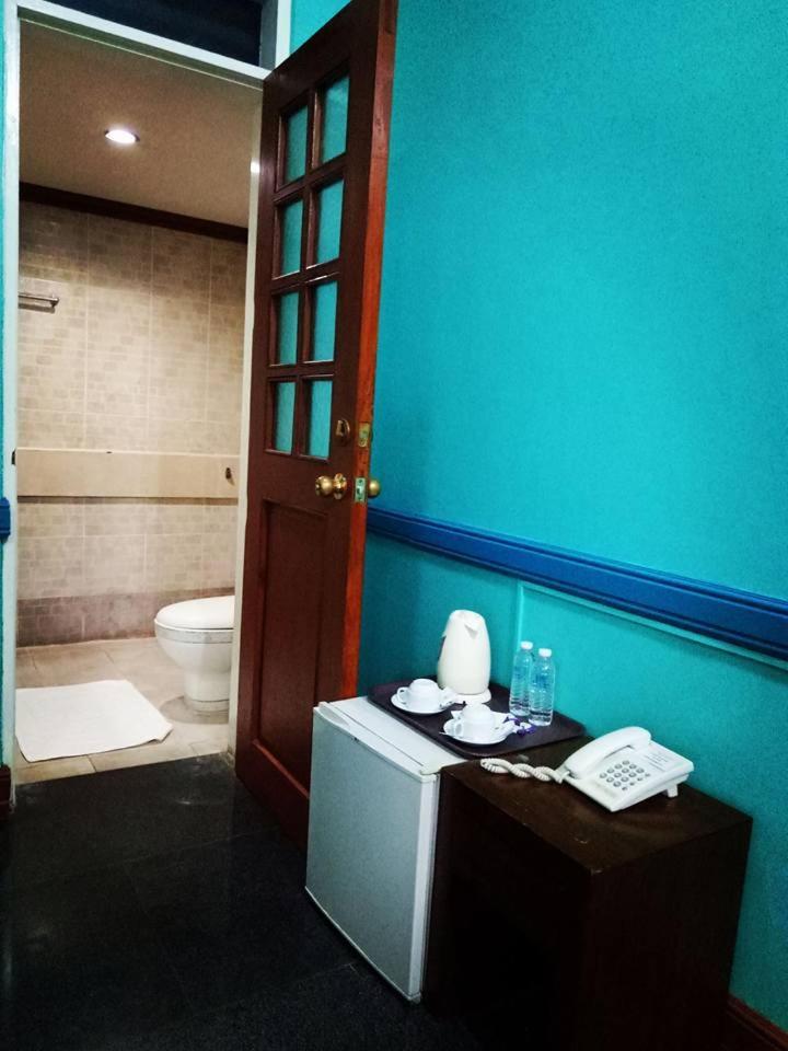 Villa Jhoana Resort Angono Phòng bức ảnh