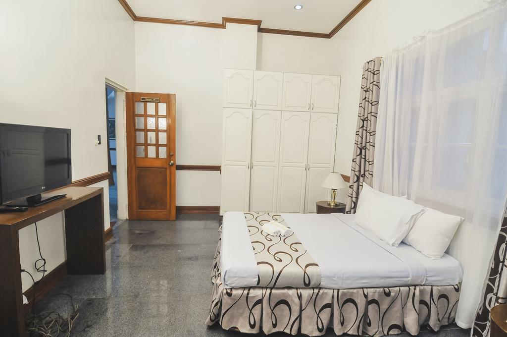 Villa Jhoana Resort Angono Ngoại thất bức ảnh